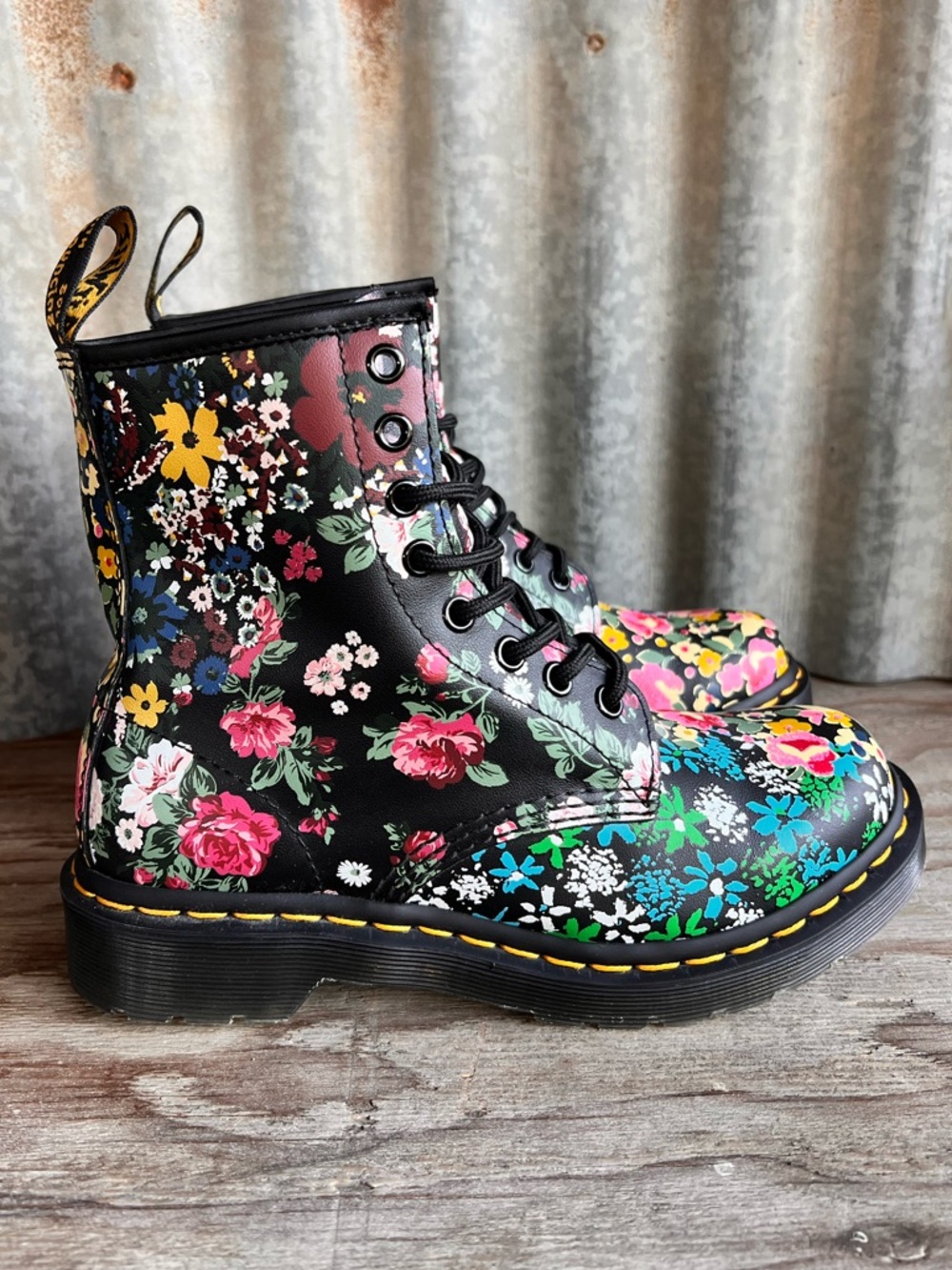 Dr. Martens 1460 Pascal Floral Mash Up boots